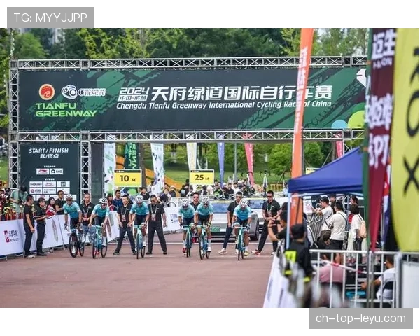 国际自行车赛终点区域提升无障碍通道设施，国际自行车比赛视频